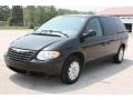 2007 Brilliant Black Crystal Pearl Chrysler Town & Country LX  photo #1