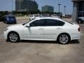 Moonlight White - M 35 Sedan Photo No. 2