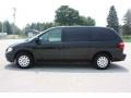 2007 Brilliant Black Crystal Pearl Chrysler Town & Country LX  photo #8