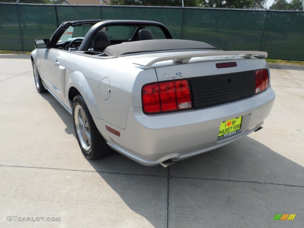 2007 Mustang GT Premium Convertible - Satin Silver Metallic / Dark Charcoal photo #5
