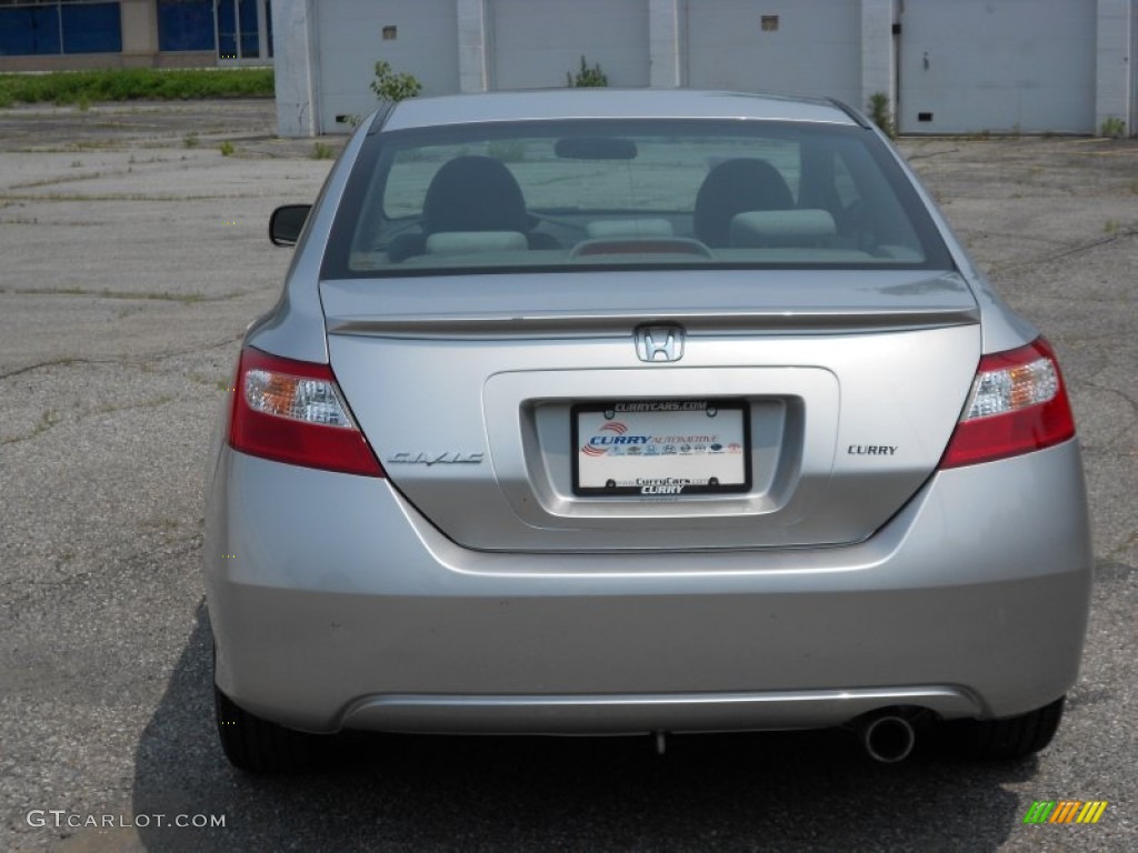 2008 Civic EX Coupe - Alabaster Silver Metallic / Gray photo #23