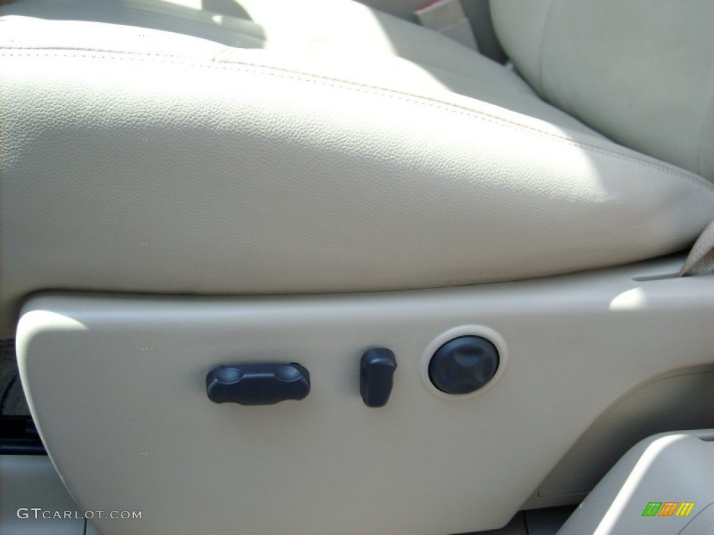2008 Silverado 3500HD LTZ Extended Cab 4x4 Dually - Desert Brown Metallic / Light Cashmere/Ebony photo #21