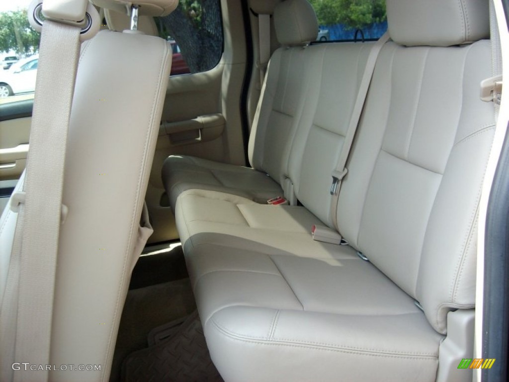 2008 Silverado 3500HD LTZ Extended Cab 4x4 Dually - Desert Brown Metallic / Light Cashmere/Ebony photo #31