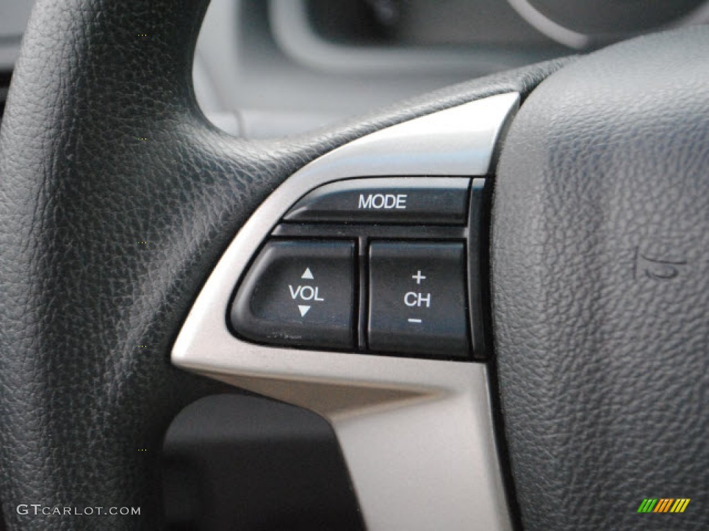 2010 Honda Accord LX-S Coupe Controls Photo #50348217