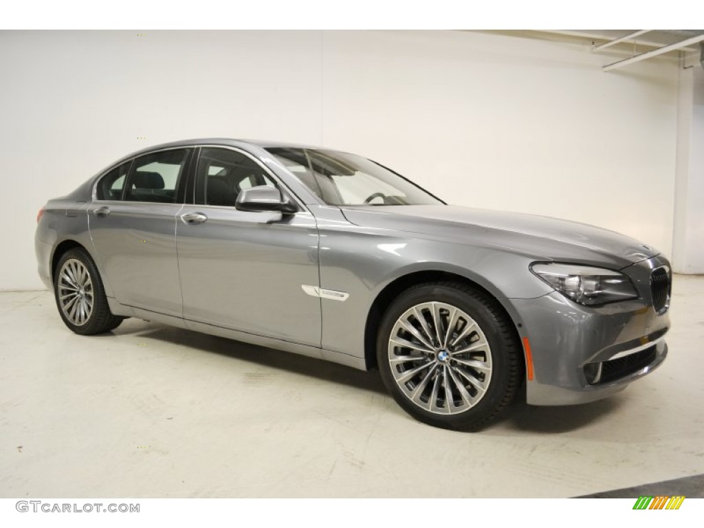 Space Gray Metallic 2011 BMW 7 Series 740i Sedan Exterior Photo #50348349