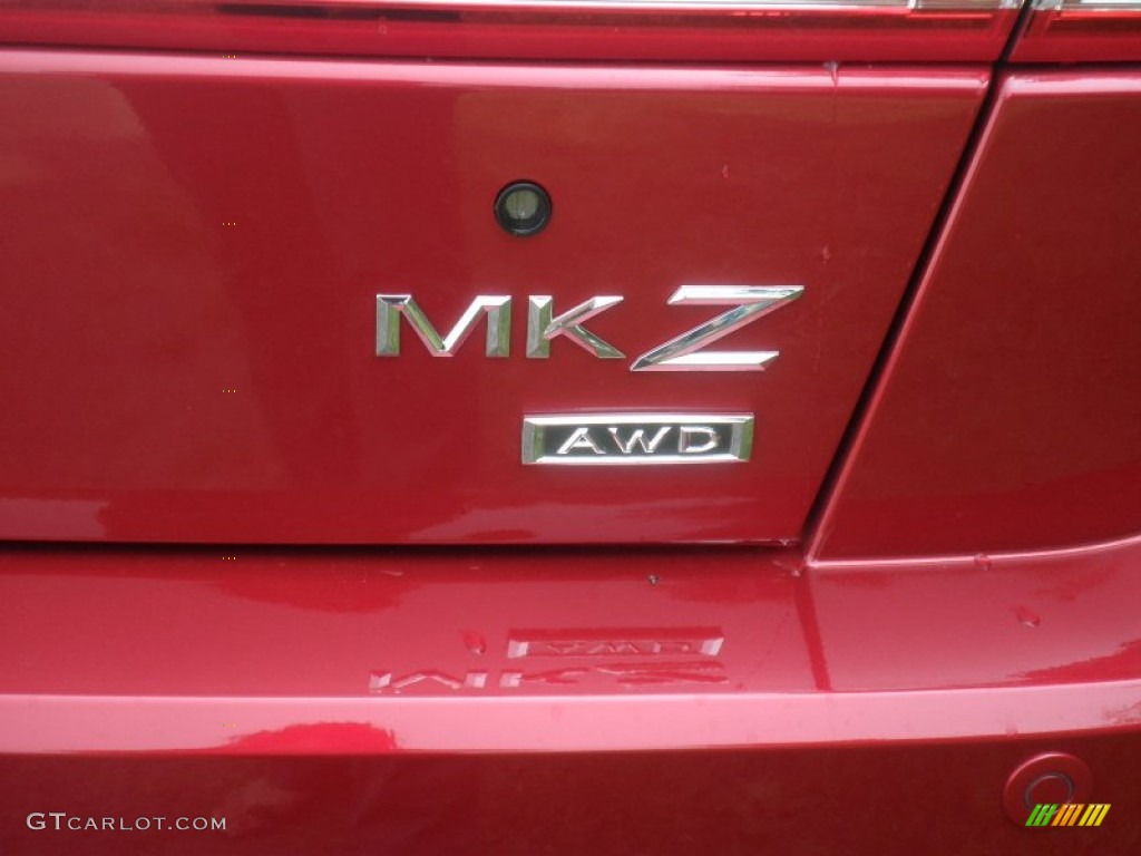 2011 Lincoln MKZ AWD Marks and Logos Photos