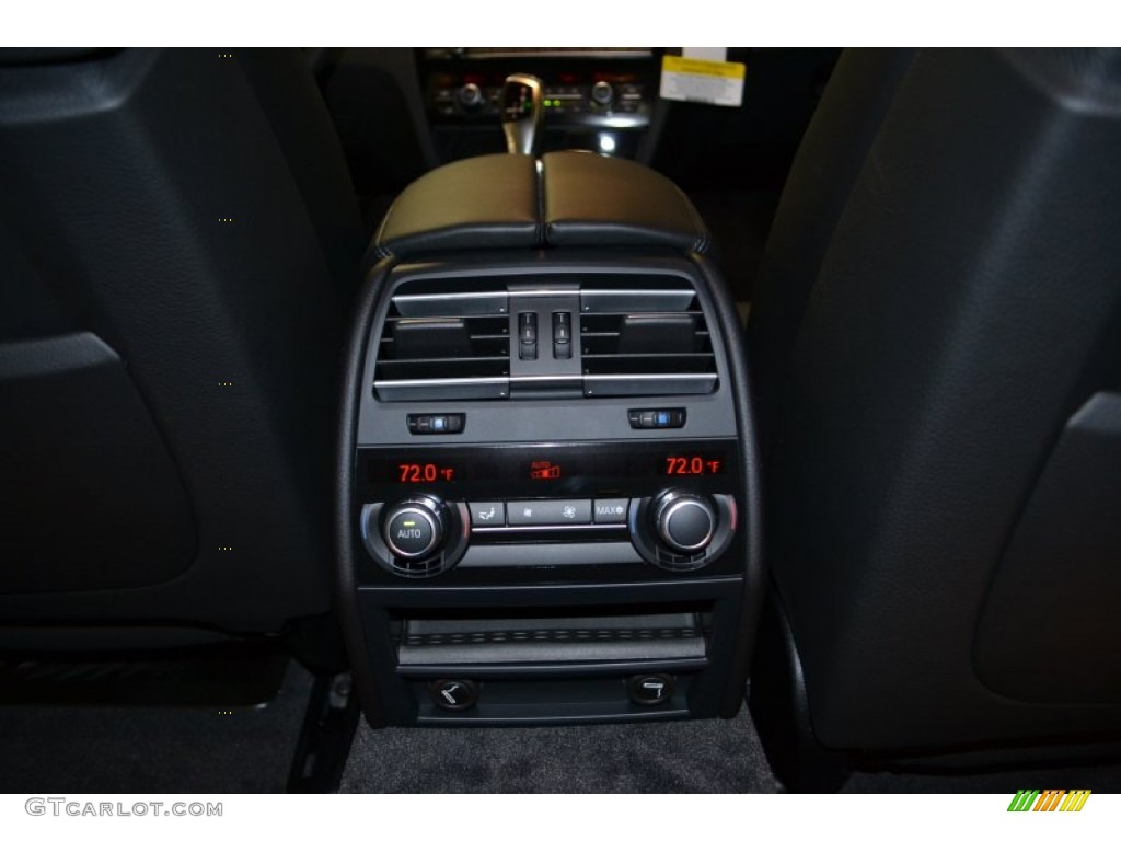2011 BMW 7 Series 750Li Sedan Controls Photo #50350038