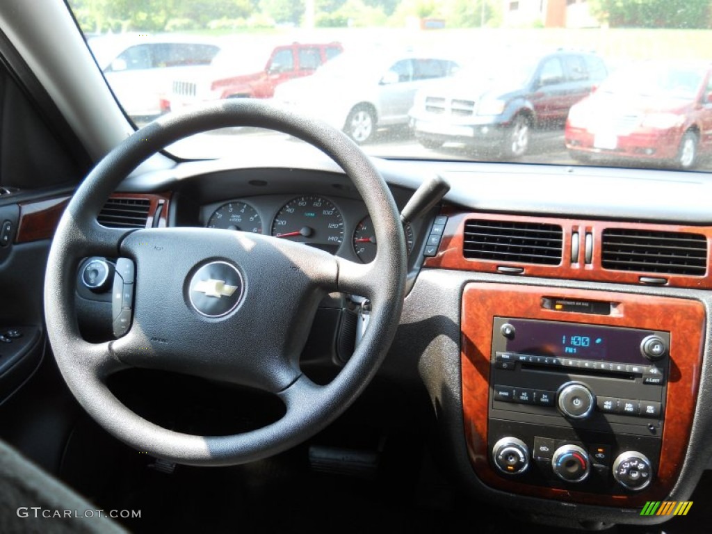 2007 Chevrolet Impala LS Ebony Black Dashboard Photo #50350785