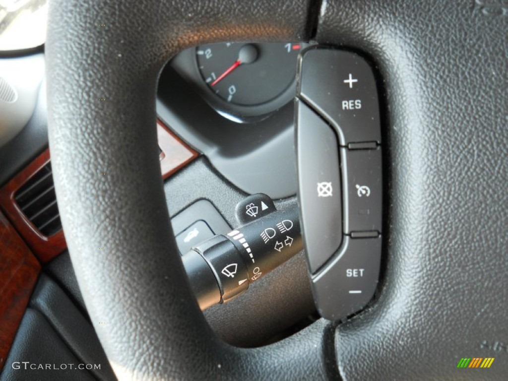 2007 Chevrolet Impala LS Controls Photo #50350872