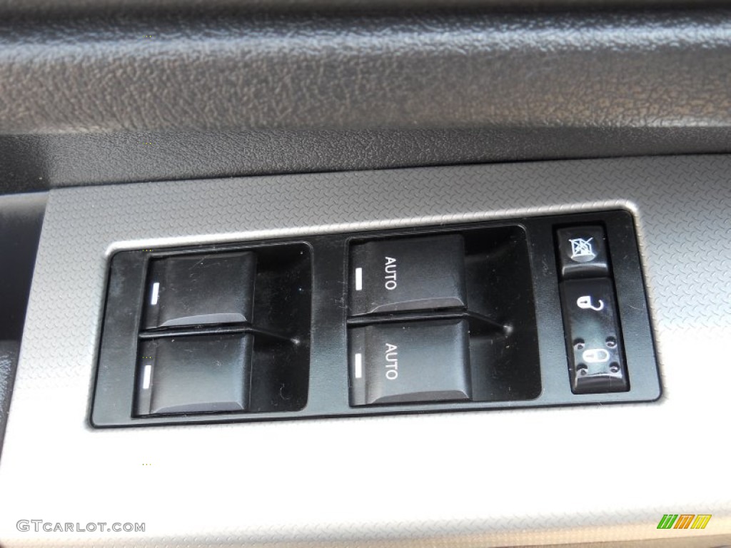 2008 Grand Cherokee Laredo 4x4 - Bright Silver Metallic / Dark Slate Gray/Light Graystone photo #11