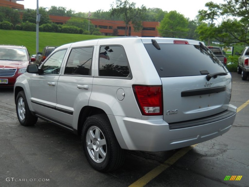 2008 Grand Cherokee Laredo 4x4 - Bright Silver Metallic / Dark Slate Gray/Light Graystone photo #15