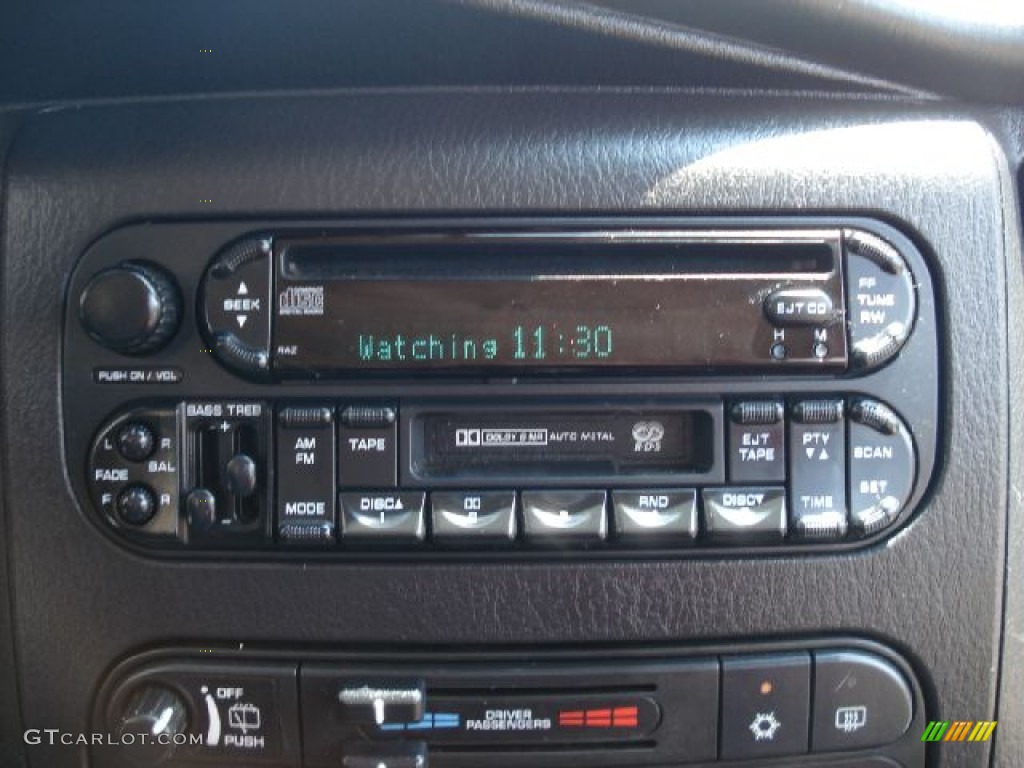 2002 Dodge Durango R/T 4x4 Controls Photos