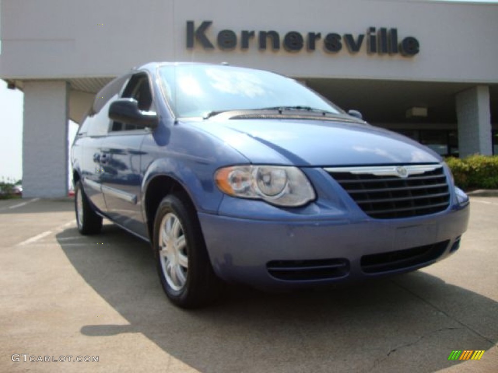 Marine Blue Pearl Chrysler Town & Country