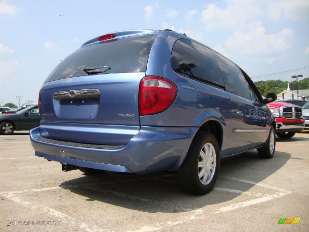 2007 Town & Country Touring - Marine Blue Pearl / Medium Slate Gray photo #3