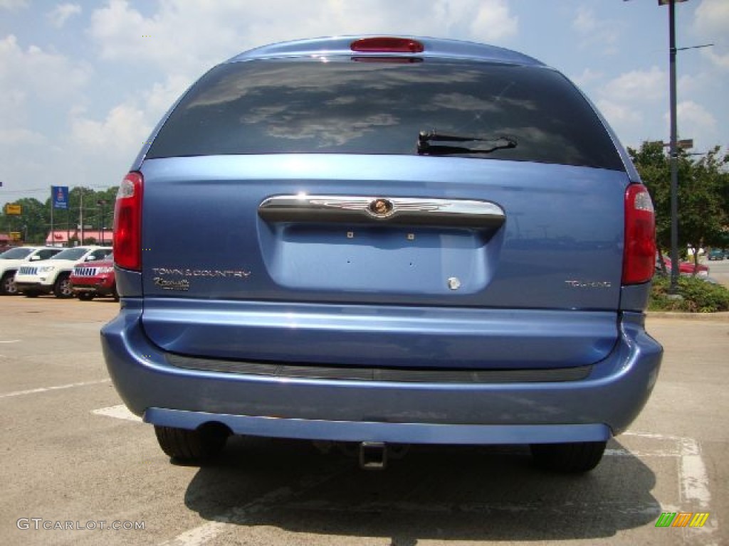 2007 Town & Country Touring - Marine Blue Pearl / Medium Slate Gray photo #4