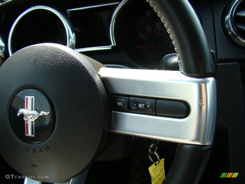 2005 Mustang V6 Premium Coupe - Mineral Grey Metallic / Dark Charcoal photo #22