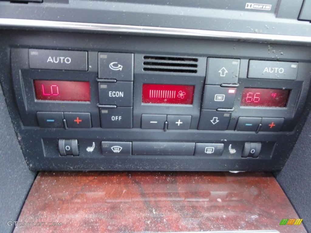2006 Audi A4 2.0T quattro Avant Controls Photo #50355606
