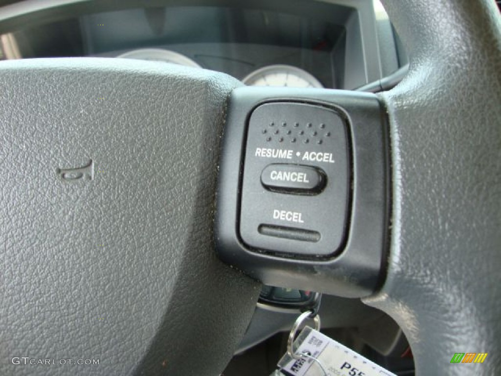 2005 Dakota SLT Quad Cab 4x4 - Bright Silver Metallic / Medium Slate Gray photo #23