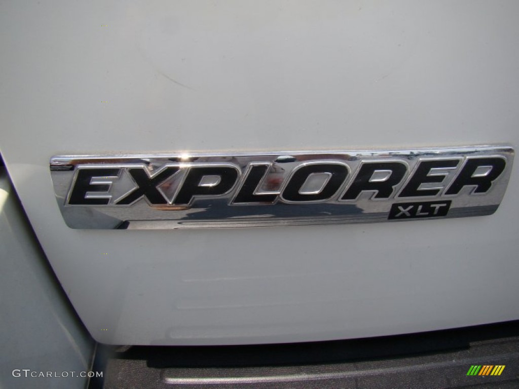 2008 Explorer XLT - White Suede / Black/Stone photo #36