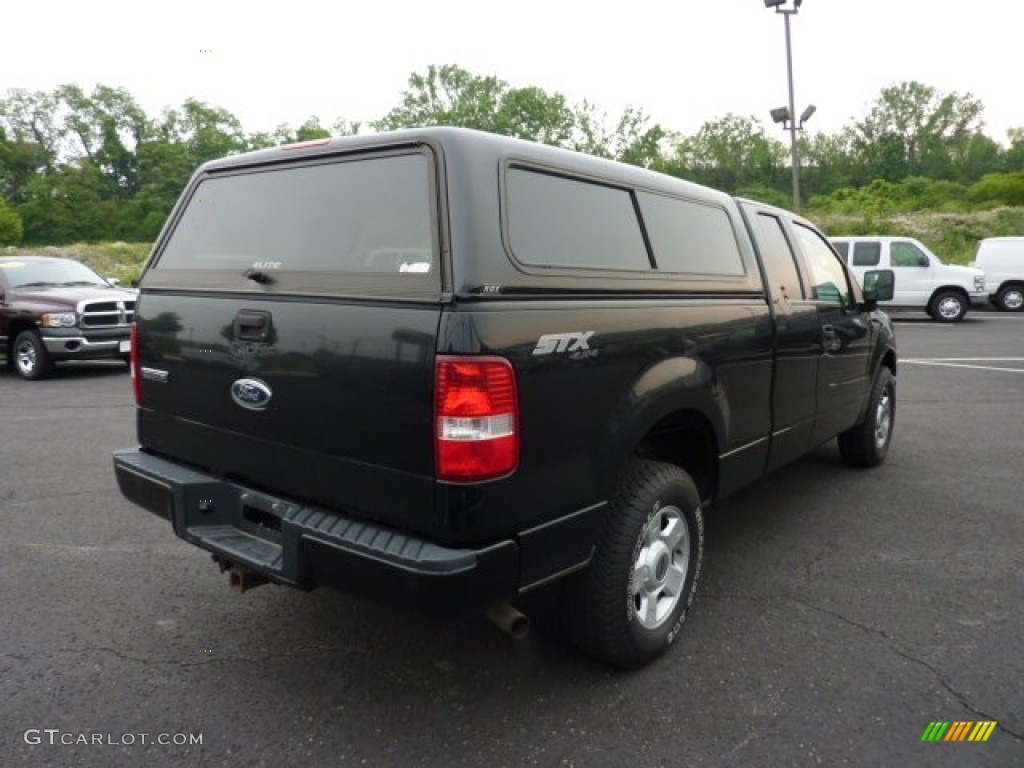 2004 F150 STX SuperCab 4x4 - Black / Black/Medium Flint photo #2