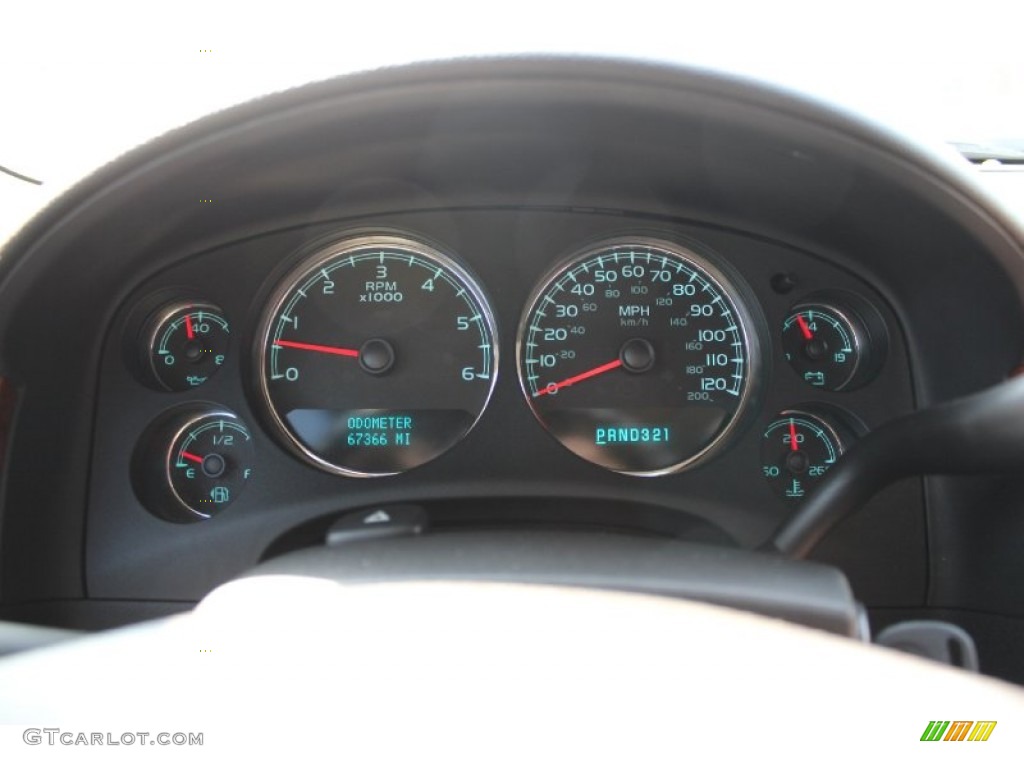 2008 Chevrolet Suburban 1500 LT Gauges Photo #50359944