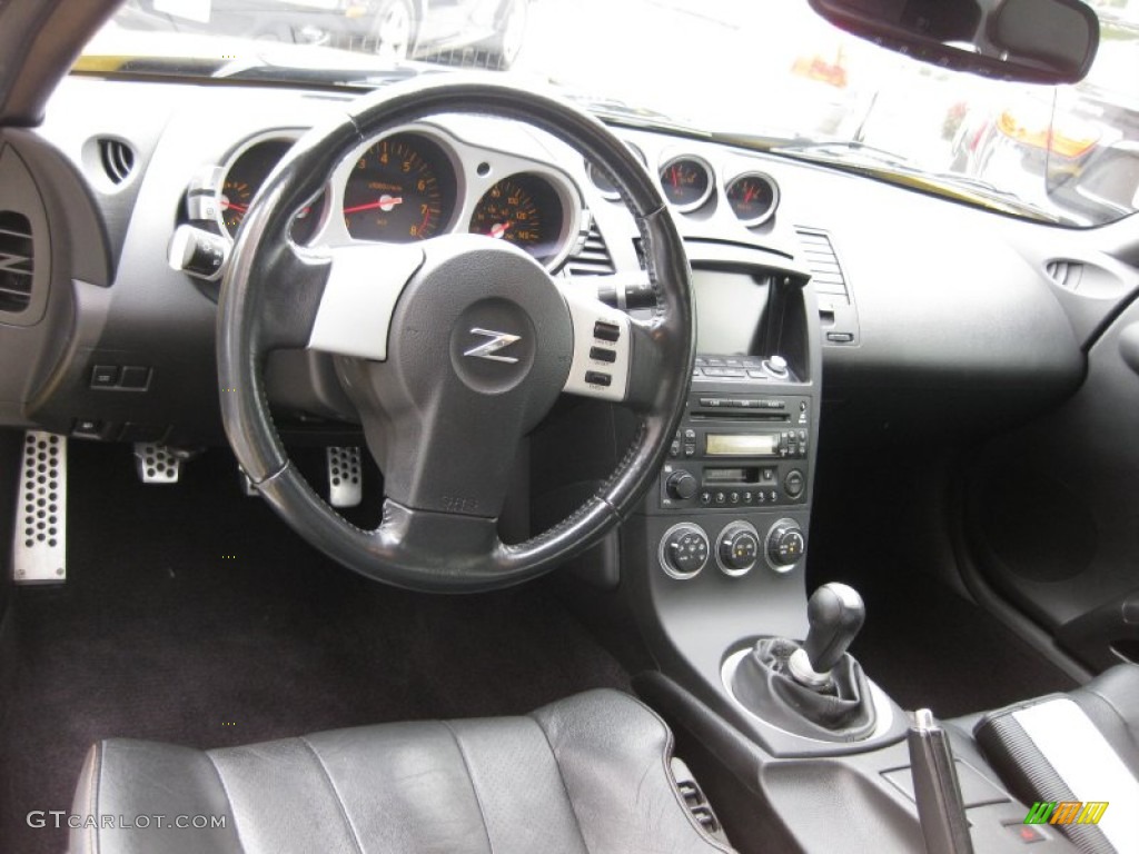 2005 Nissan 350Z Touring Coupe Charcoal Dashboard Photo #50361084