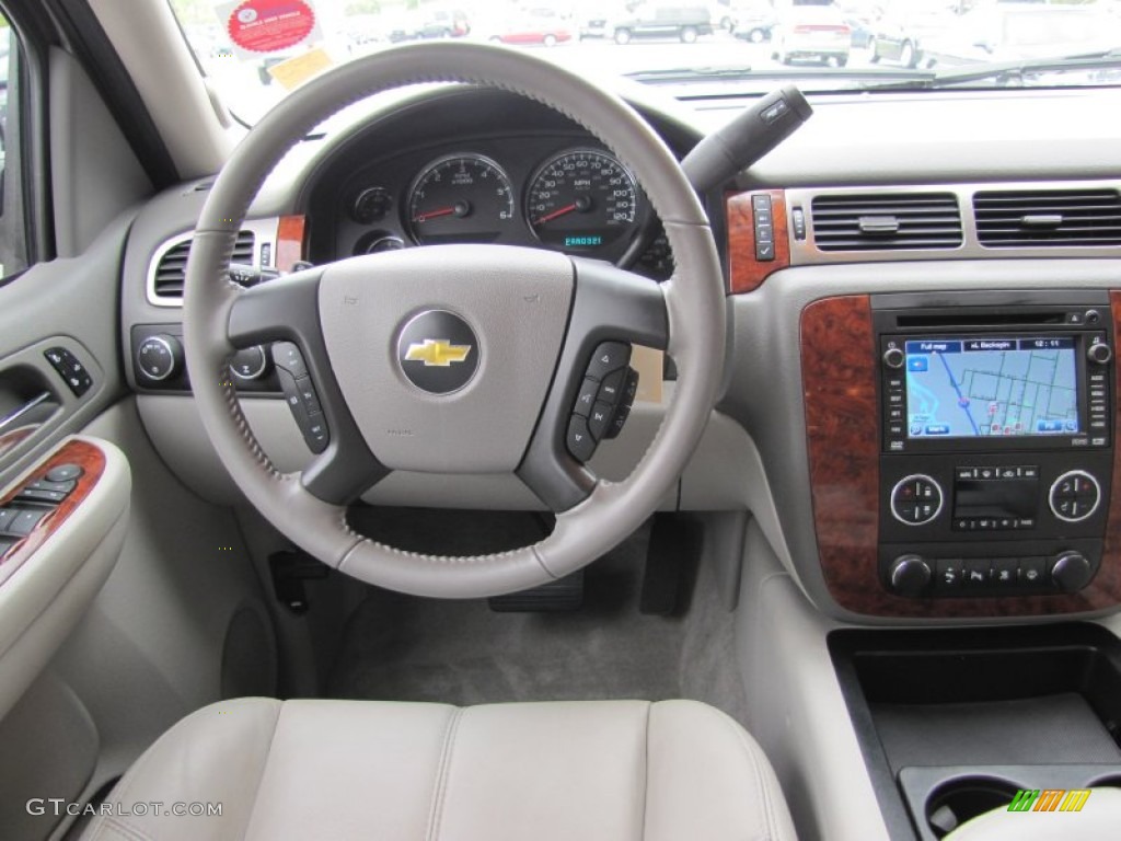 2007 Chevrolet Tahoe LTZ 4x4 Dark Titanium/Light Titanium Dashboard Photo #50361750
