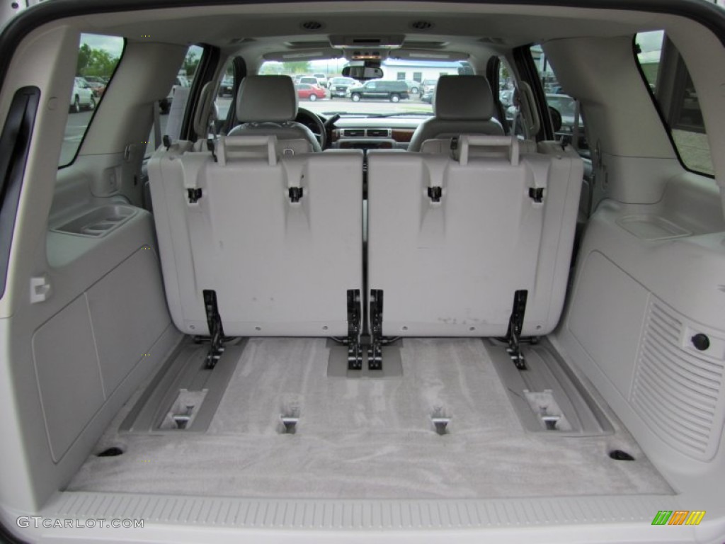 2007 Chevrolet Tahoe LTZ 4x4 Trunk Photo #50362131
