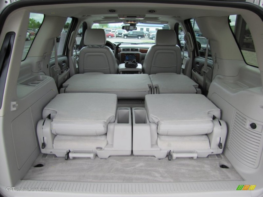 2007 Chevrolet Tahoe LTZ 4x4 Trunk Photo #50362148