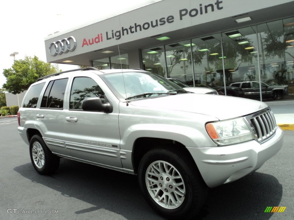 2004 Grand Cherokee Limited - Bright Silver Metallic / Sandstone photo #1