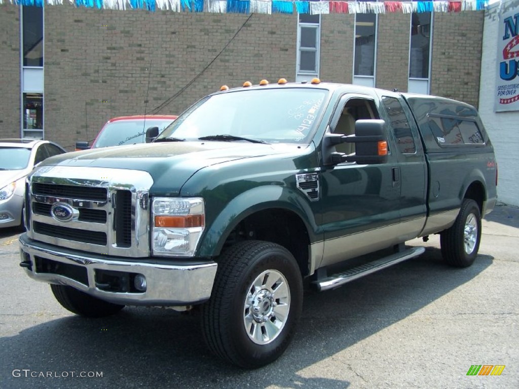 2008 F250 Super Duty XLT SuperCab 4x4 - Forest Green Metallic / Camel photo #1