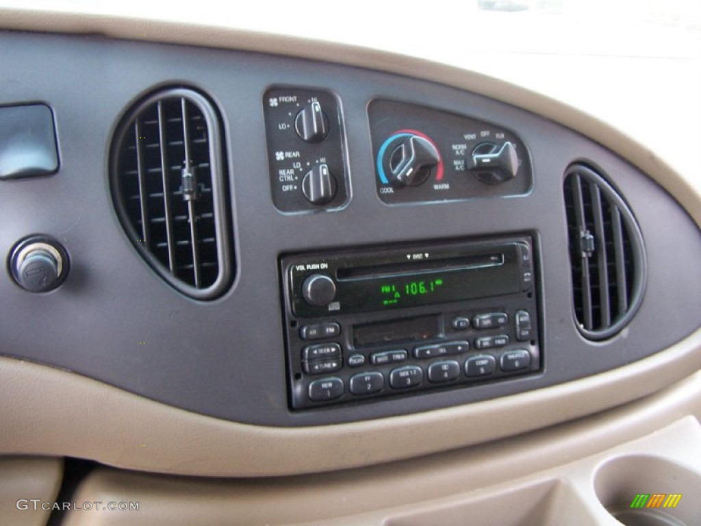 2003 Ford E Series Van E150 Passenger Controls Photos