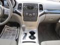 Natural Green Pearl - Grand Cherokee Laredo Photo No. 11