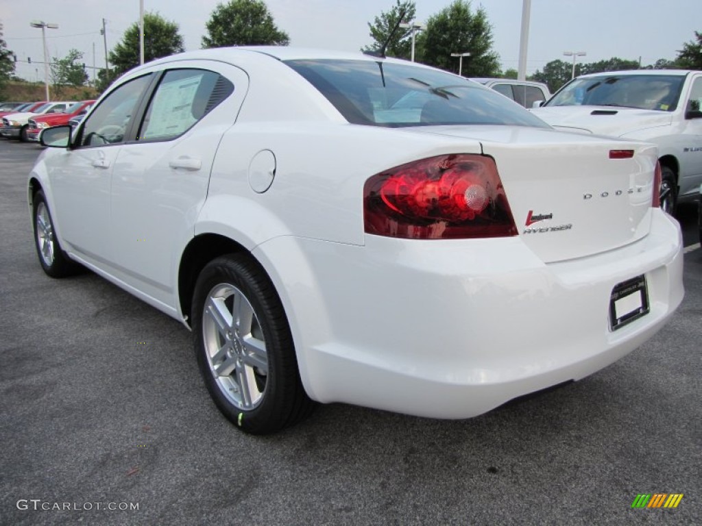 2011 Avenger Mainstreet - Bright White / Black photo #2