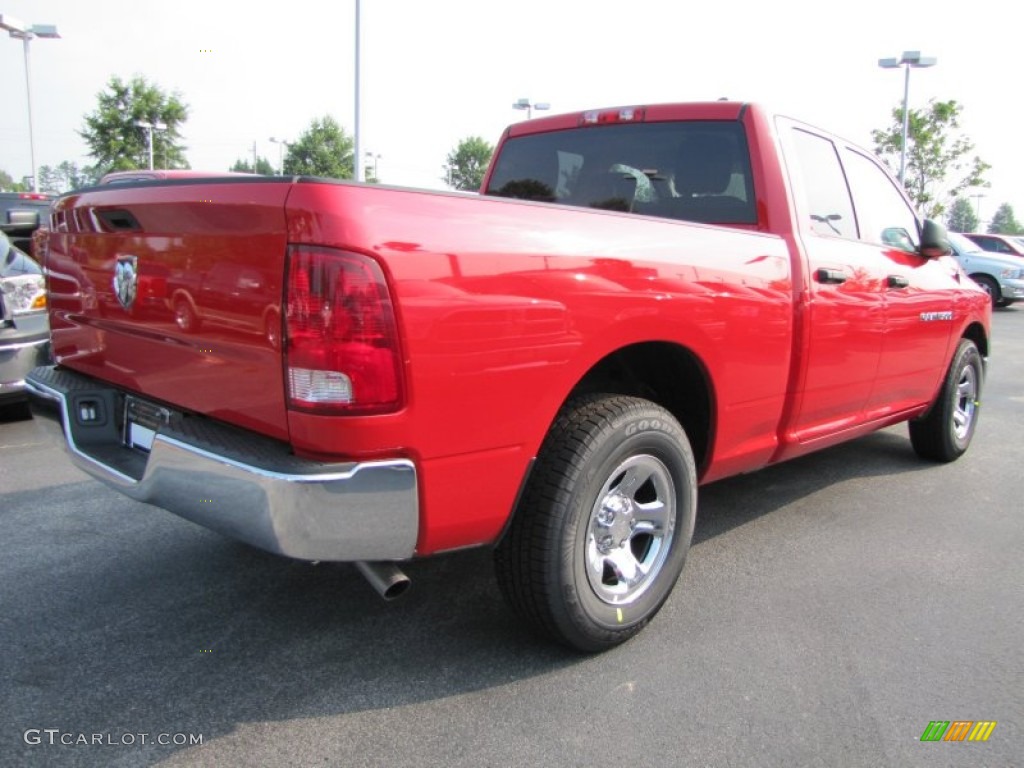 2011 Ram 1500 ST Quad Cab - Flame Red / Dark Slate Gray/Medium Graystone photo #3