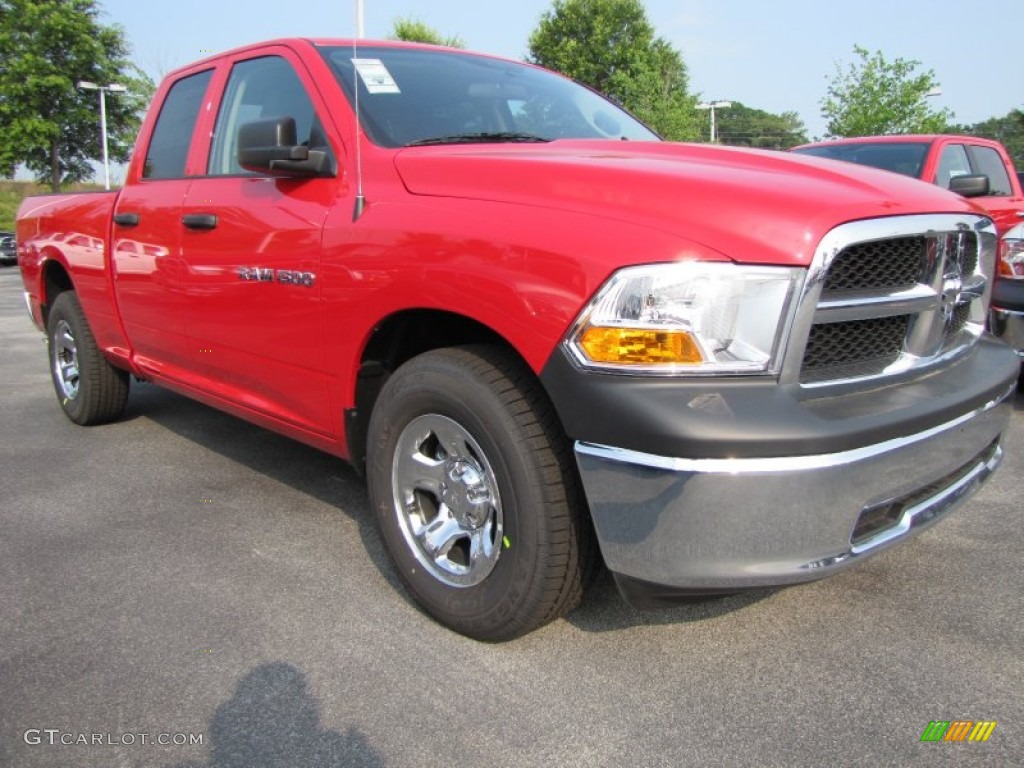 2011 Ram 1500 ST Quad Cab - Flame Red / Dark Slate Gray/Medium Graystone photo #4