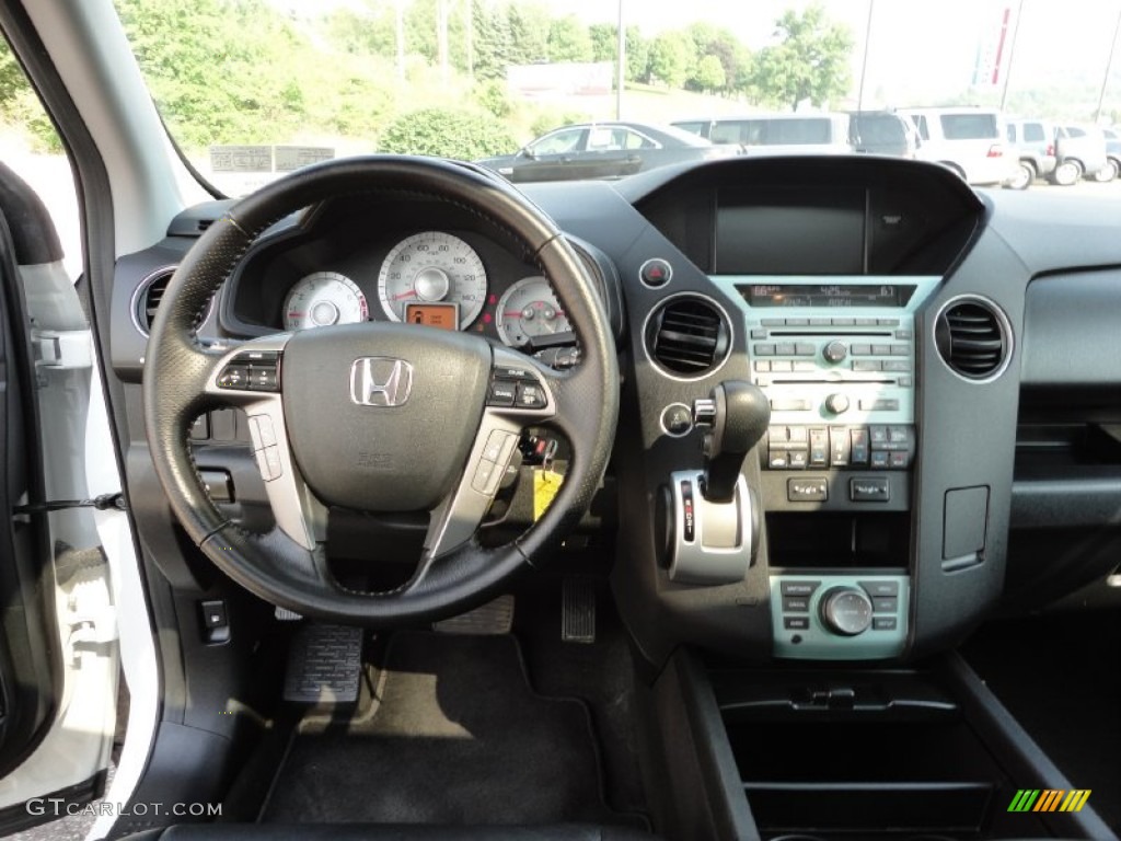 2011 Honda Pilot Touring 4WD Black Dashboard Photo #50368167
