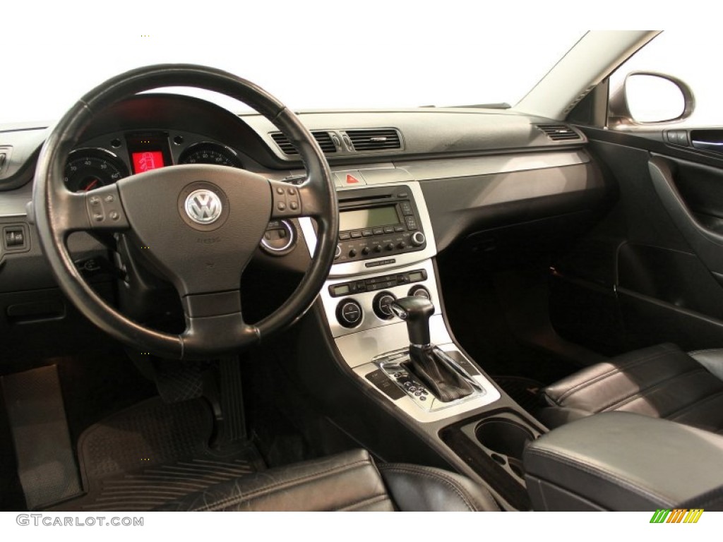 Black Interior 2006 Volkswagen Passat 3.6 Sedan Photo #50369925