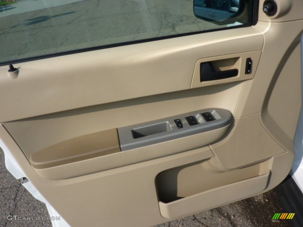 2008 Escape XLT V6 4WD - Oxford White / Camel photo #14