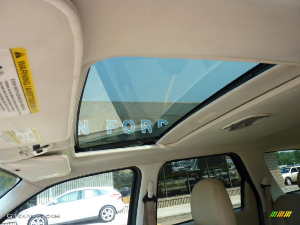 2008 Escape XLT V6 4WD - Oxford White / Camel photo #15