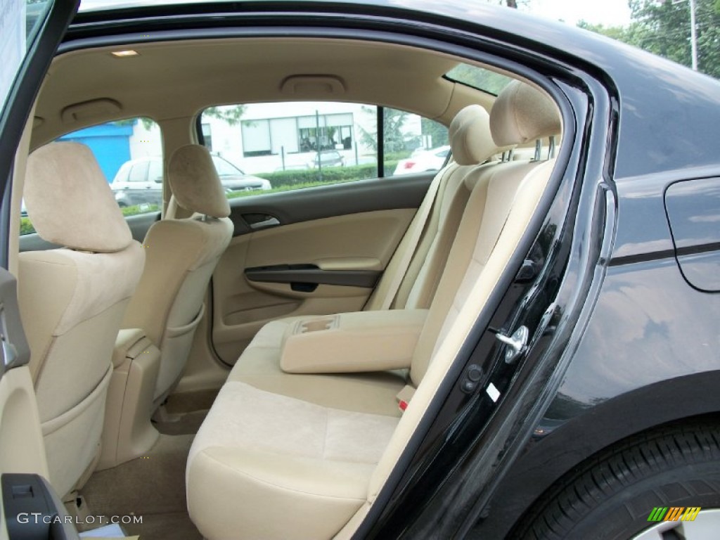 2009 Accord LX Sedan - Crystal Black Pearl / Ivory photo #18