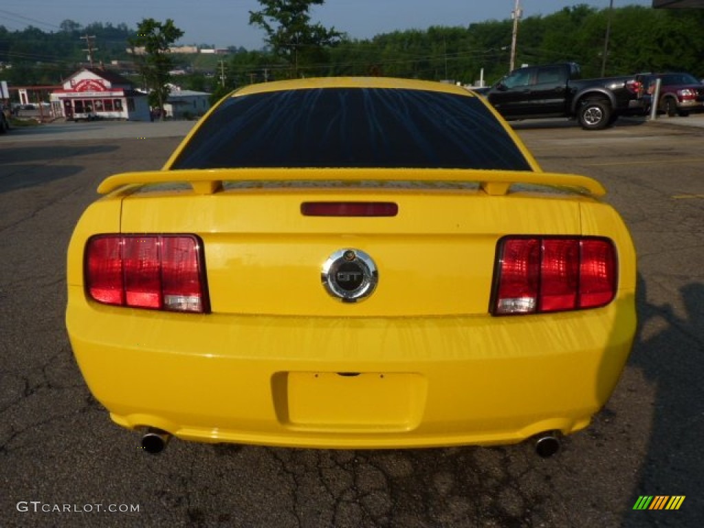 2006 Mustang GT Premium Coupe - Screaming Yellow / Dark Charcoal photo #3