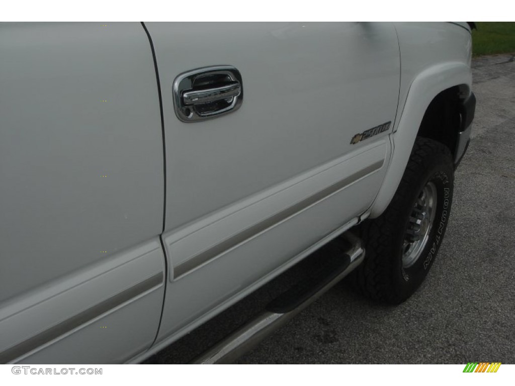 2003 Silverado 2500HD LT Extended Cab 4x4 - Summit White / Tan photo #10