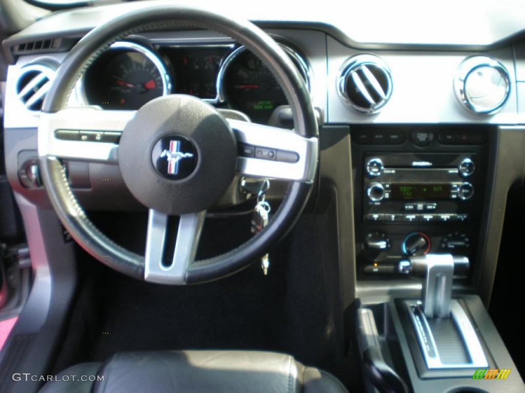 2007 Mustang V6 Premium Coupe - Tungsten Grey Metallic / Dark Charcoal photo #19
