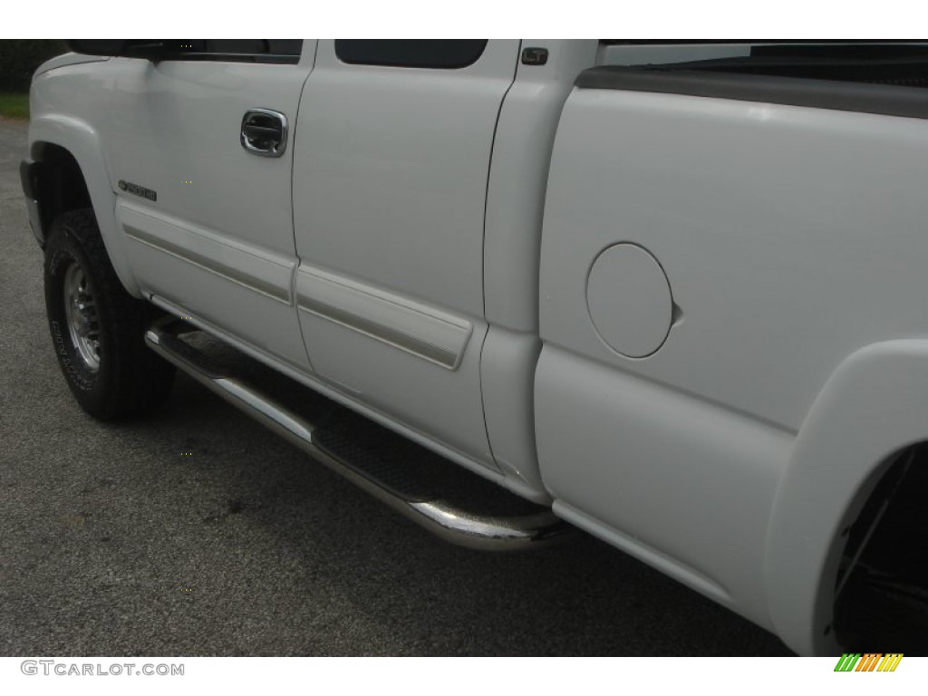 2003 Silverado 2500HD LT Extended Cab 4x4 - Summit White / Tan photo #40