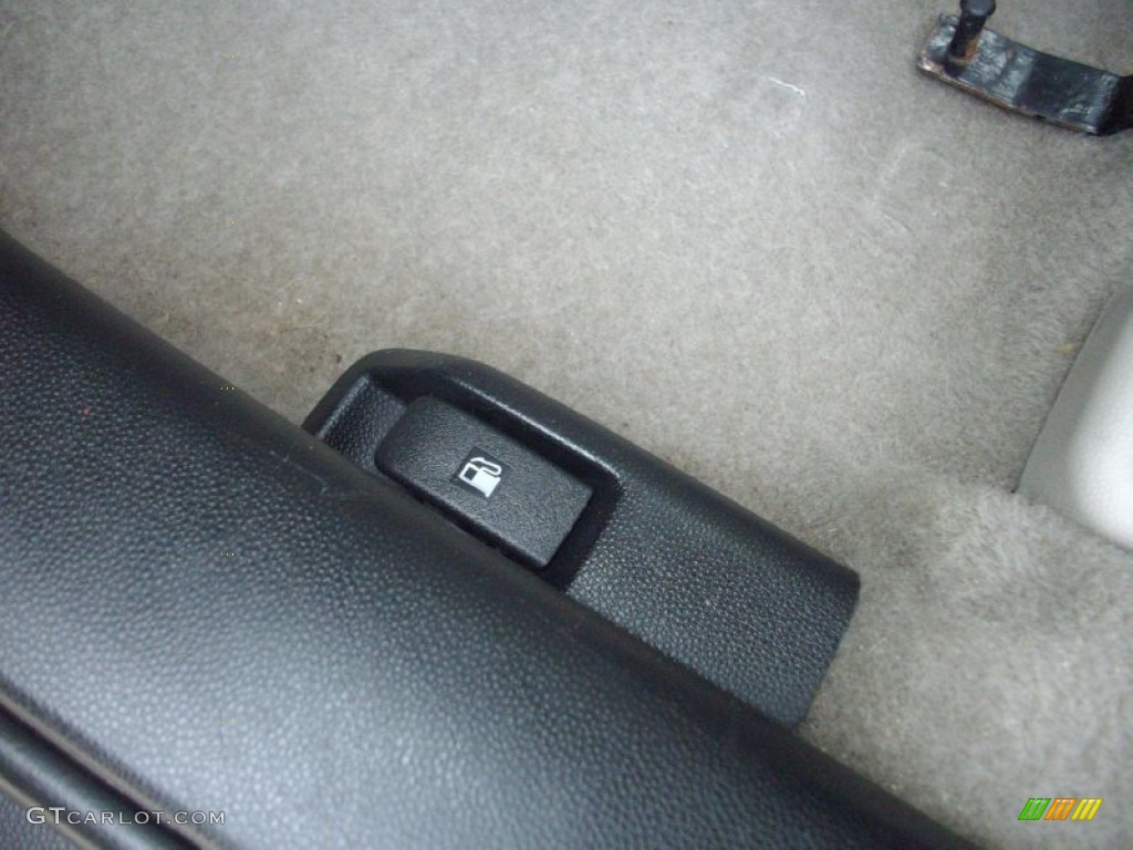 2008 MAZDA5 Sport - Golden Sand / Sand photo #24