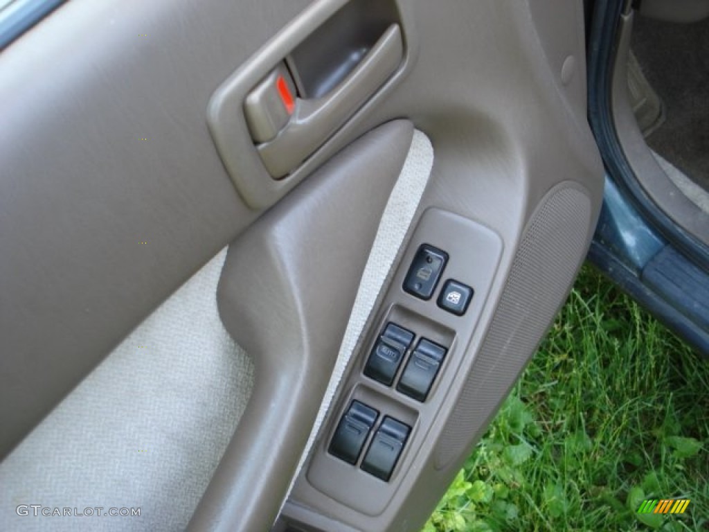 1996 Camry LE Sedan - Dark Emerald Green Metallic / Gray photo #9