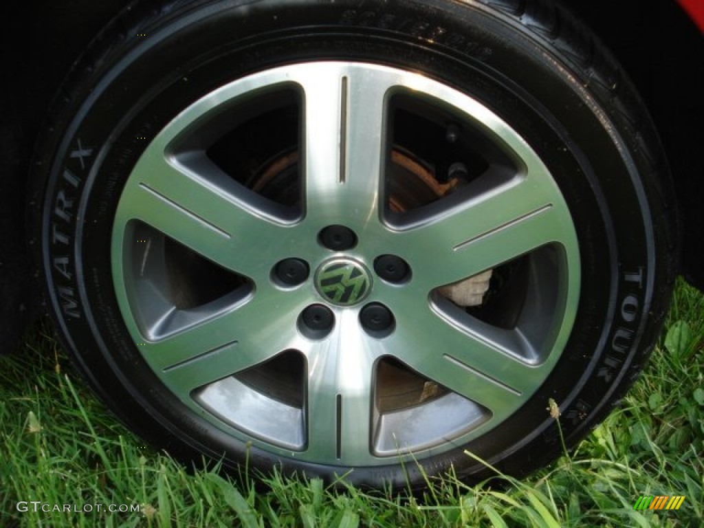2006 Volkswagen New Beetle 2.5 Coupe Wheel Photo #50385650