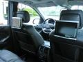 Obsidian Black Metallic - GL 550 4Matic Photo No. 19