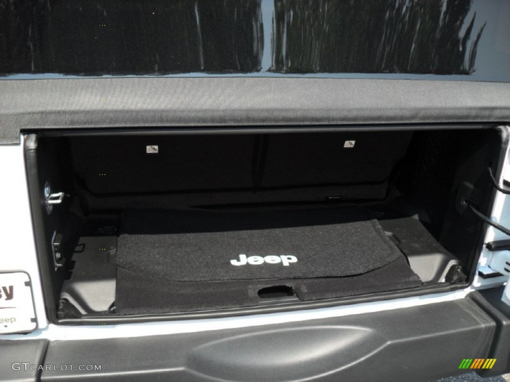 2011 Wrangler Sport S 4x4 - Bright White / Black photo #16